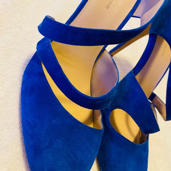 Brand New Gorgeous High Quality Suede Heels By BCBG - Box 59 - Picture 2 of 7